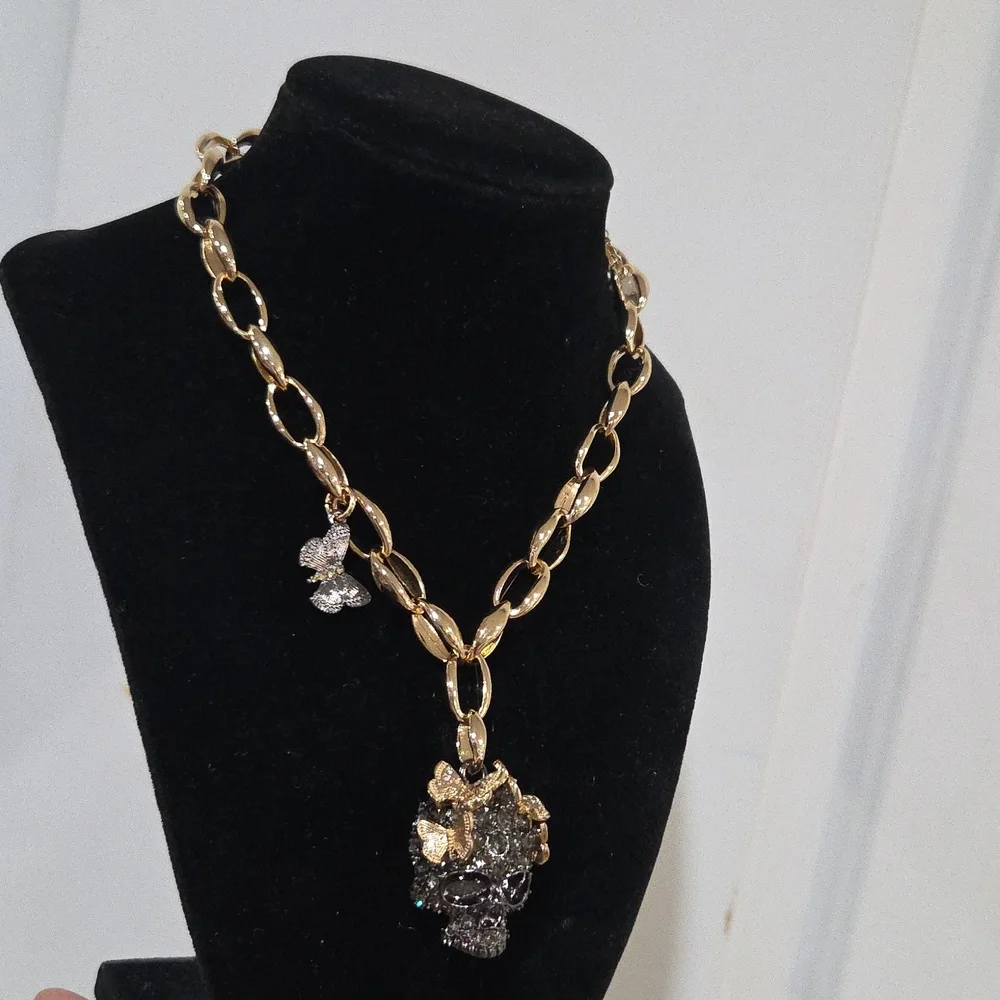 🖤▪️Betsey Johnson▪️ Rhinestone Skull Gold Link chain Butterfly 17